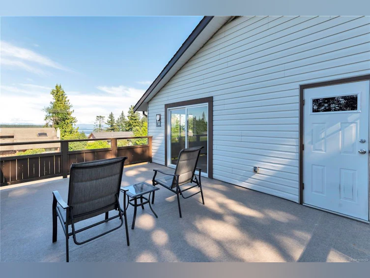 1048 Galerno Road, Campbell River, BC, V9W 1J3 - 14