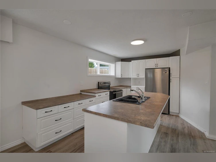 1048 Galerno Road, Campbell River, BC, V9W 1J3 - 32