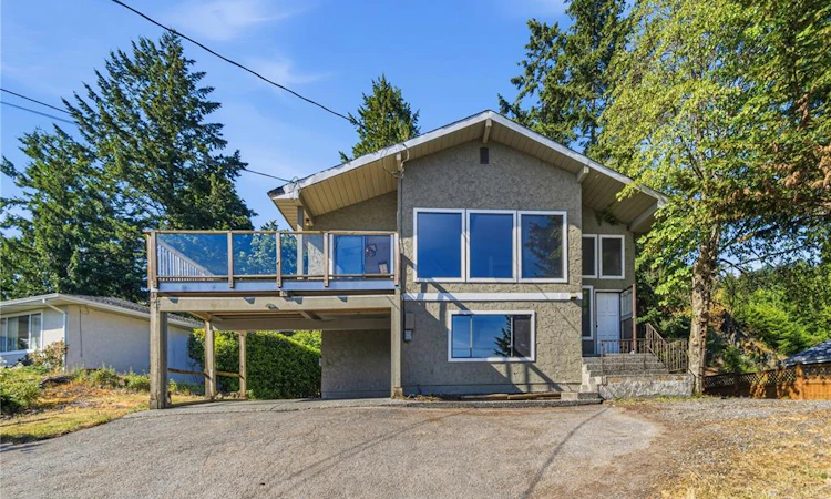 3020 Dolphin Drive