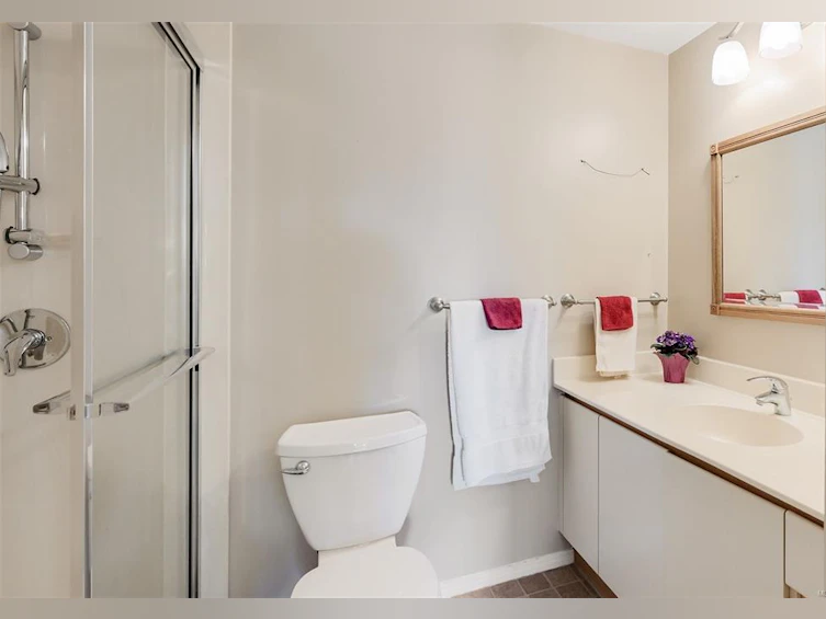 404-945 Mcclure Street, Victoria, BC, V8V 3E8 - 37