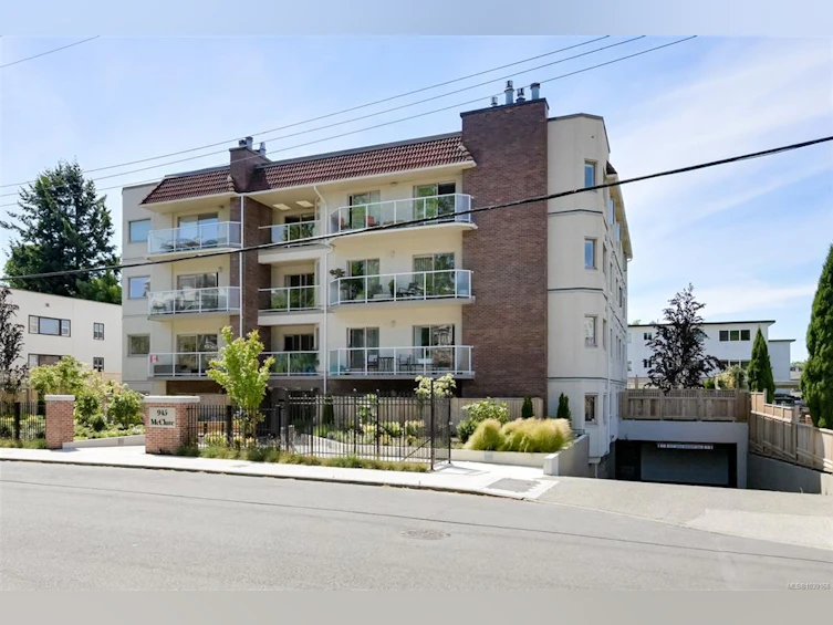 404-945 Mcclure Street, Victoria, BC, V8V 3E8 - 57
