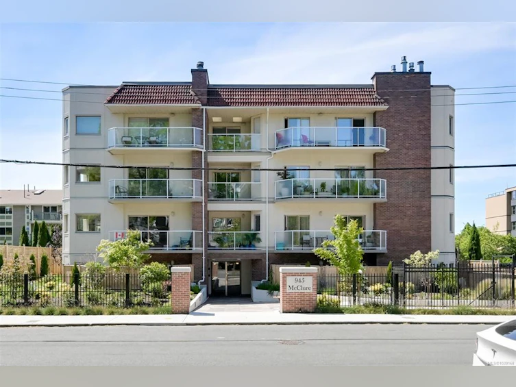 404-945 Mcclure Street, Victoria, BC, V8V 3E8
