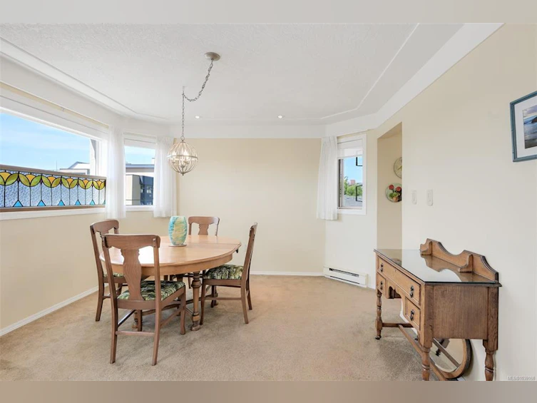 404-945 Mcclure Street, Victoria, BC, V8V 3E8 - 16