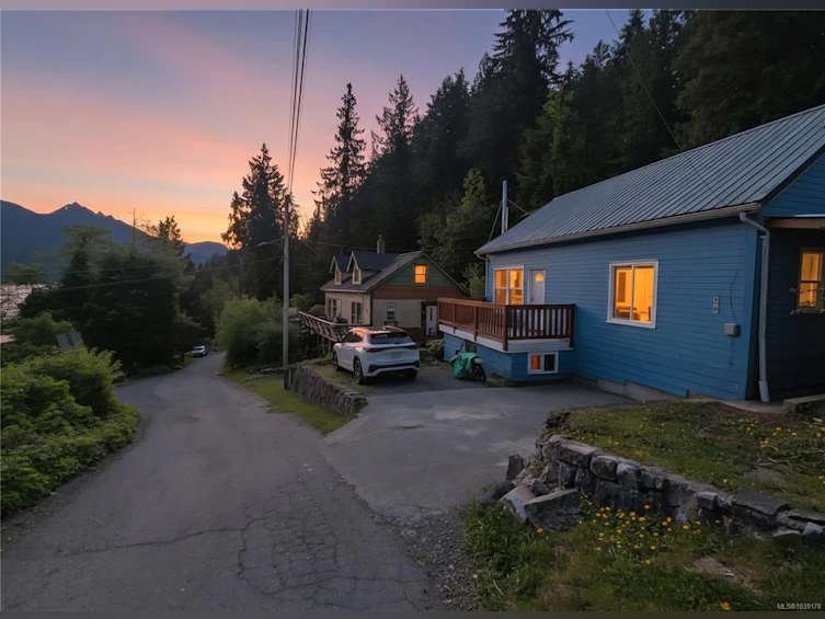620 Cardiac Climb Road, Tahsis-Zeballos, BC, V0P 1X0 - 36