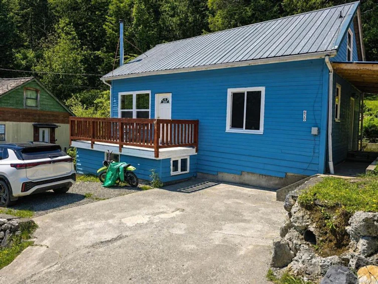 620 Cardiac Climb Road, Tahsis-Zeballos, BC, V0P 1X0 - 2