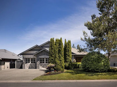 2532 Twin View Place - 2