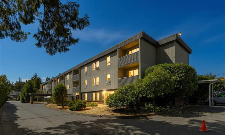 301-3251 Cowichan Lake Road