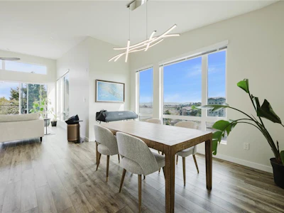 402-100 Lombardy Street - 4