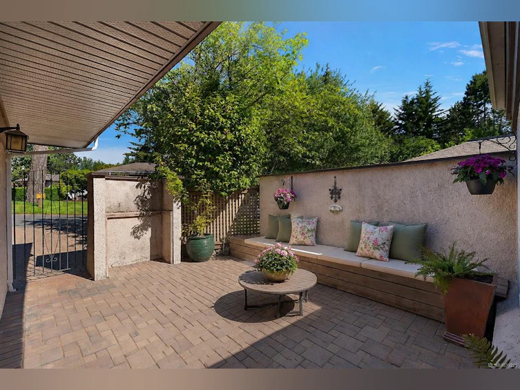 32-901 Kentwood Lane, Saanich, BC, V8Y 2Y7 - 3
