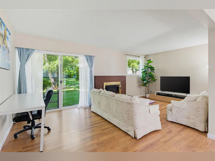 59-3987 Gordon Head Road, Saanich, BC, V8N 3X5 - 9
