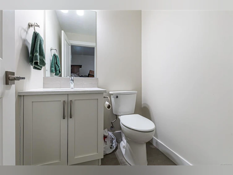 924 Craig Road, Ladysmith, BC, V9G 2C4 - 28
