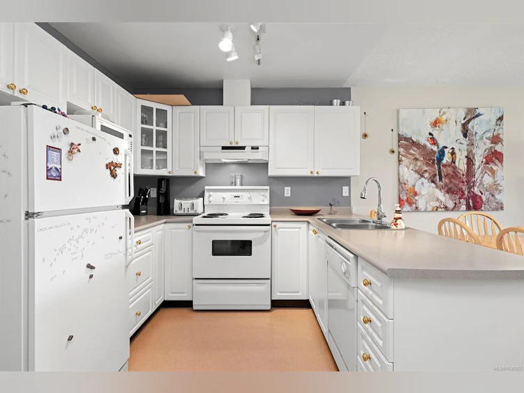 312-1201 Henry Road, Courtenay, BC, V9J 1L0 - 8