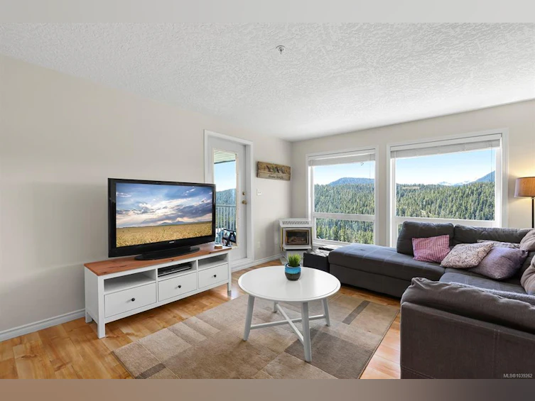 312-1201 Henry Road, Courtenay, BC, V9J 1L0 - 3