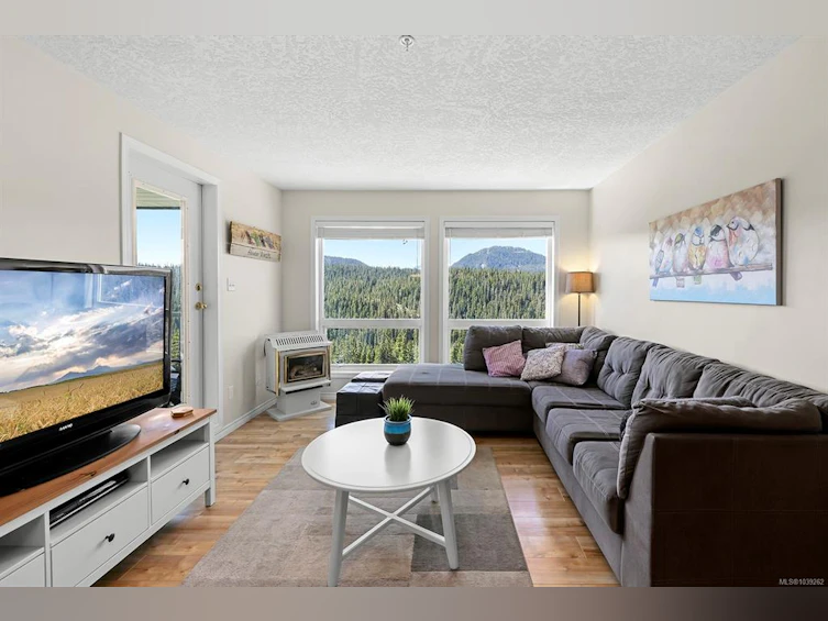312-1201 Henry Road, Courtenay, BC, V9J 1L0 - 2