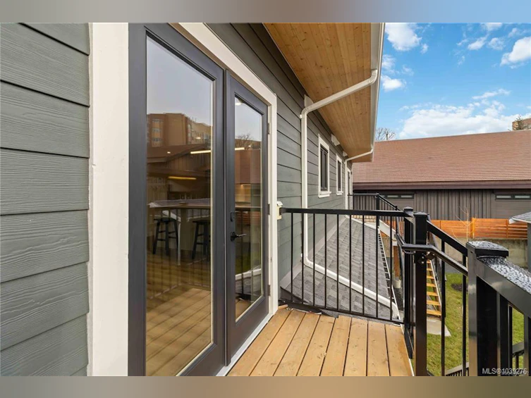 6-1789 Emerson Street, Victoria, BC, V8R 2C2 - 32