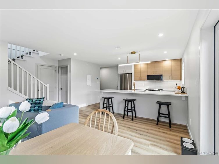 6-1789 Emerson Street, Victoria, BC, V8R 2C2 - 10