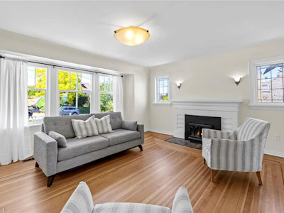 292 Machleary Street - 5