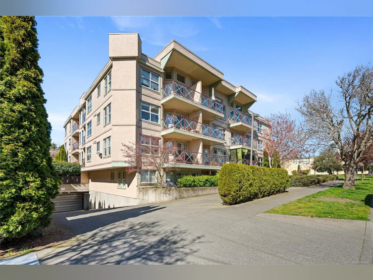 312-2560 Wark Street, Victoria, BC, V8T 4G8