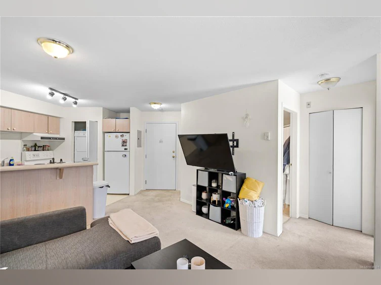 312-2560 Wark Street, Victoria, BC, V8T 4G8 - 6