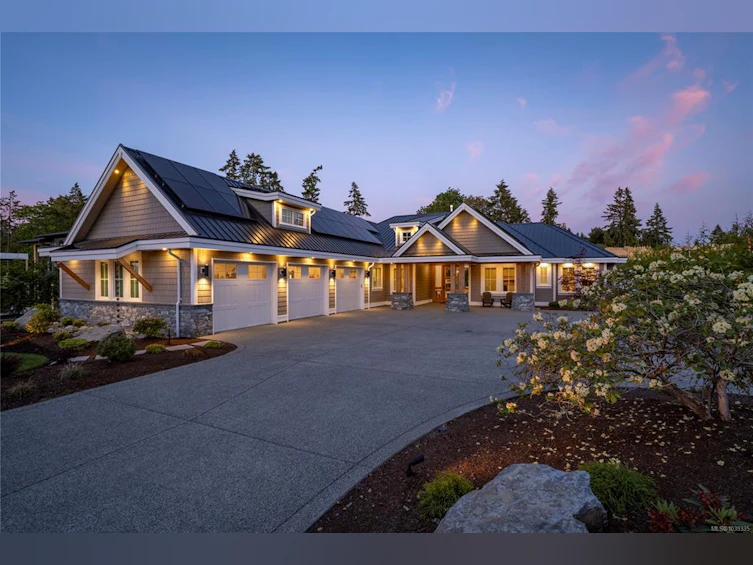 7399 Sunbury Road, Nanaimo, BC, V0R 2H0