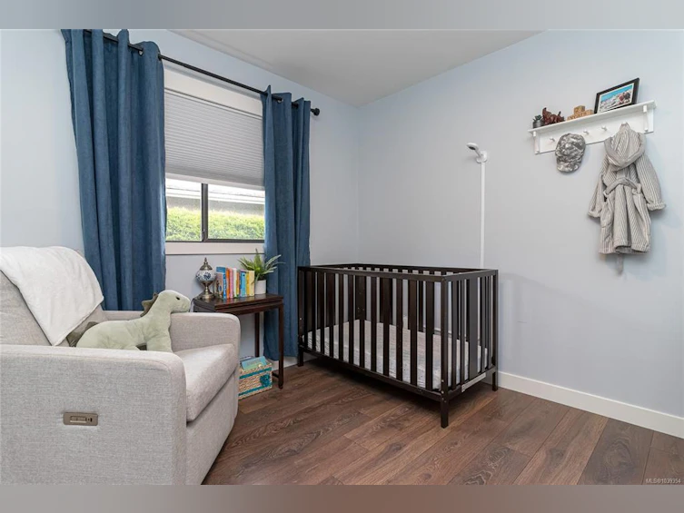 4035 Century Road, Saanich, BC, V8X 2E5 - 19