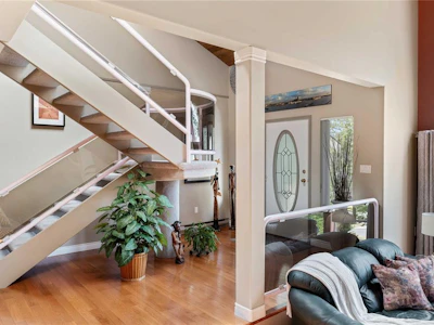 1176 Viewtop Road - 2
