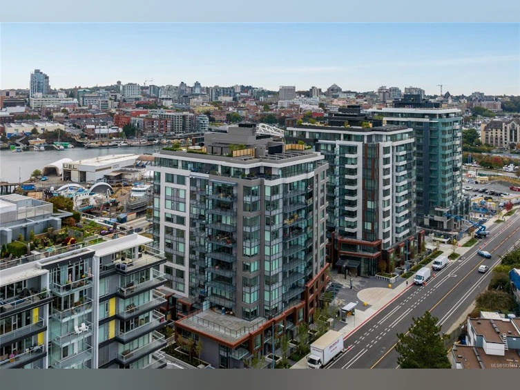 507-369 Tyee Road, Victoria, BC, V9A 0B6