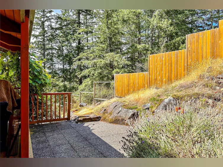 784 Cliffe Road, Quadra Island, BC, V0P 1H0 - 43