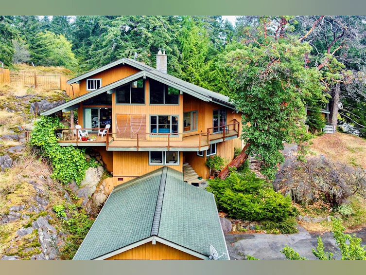 784 Cliffe Road, Quadra Island, BC, V0P 1H0 - 36