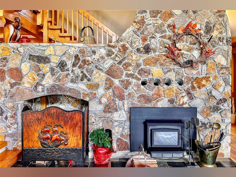 784 Cliffe Road, Quadra Island, BC, V0P 1H0 - 27