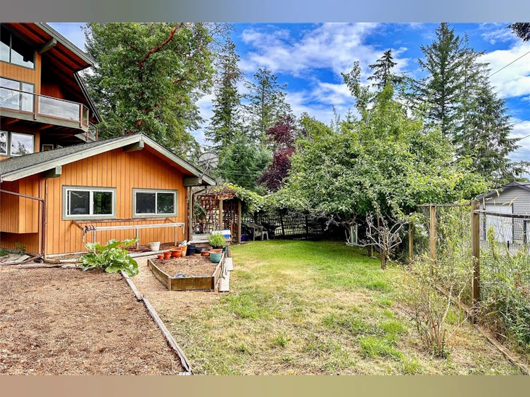 784 Cliffe Road, Quadra Island, BC, V0P 1H0 - 44