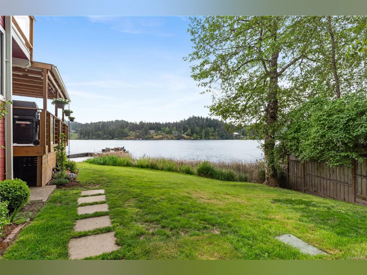 4921 Prospect Avenue, Saanich, BC, V9E 1J5 - 38