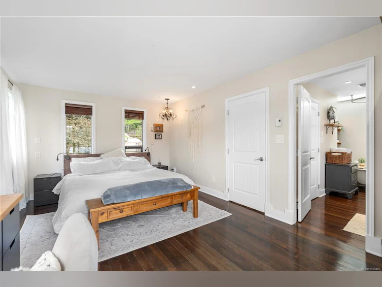 4921 Prospect Avenue, Saanich, BC, V9E 1J5 - 28