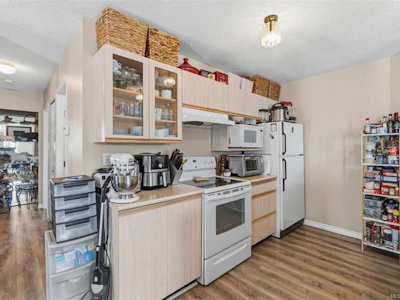 32-6245 Blueback Road - 4
