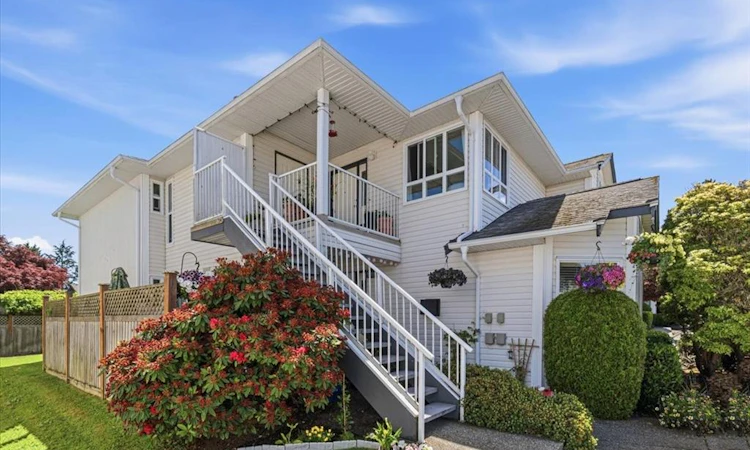 32-6245 Blueback Road