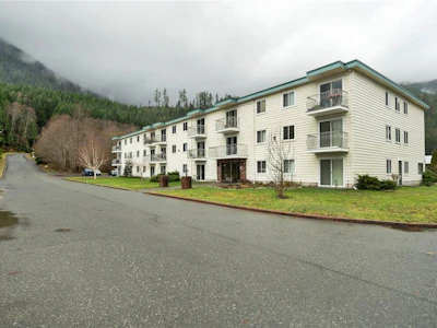 307-611 Macmillan Drive - 2