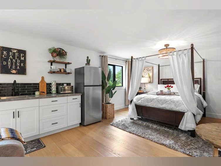 650 Lazo Road, Comox, BC, V9M 3V4 - 35