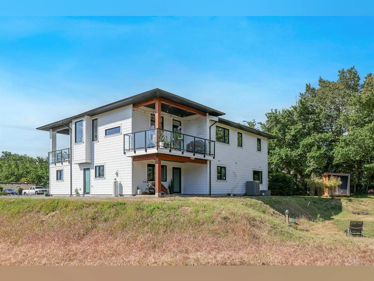 650 Lazo Road, Comox, BC, V9M 3V4 - 47