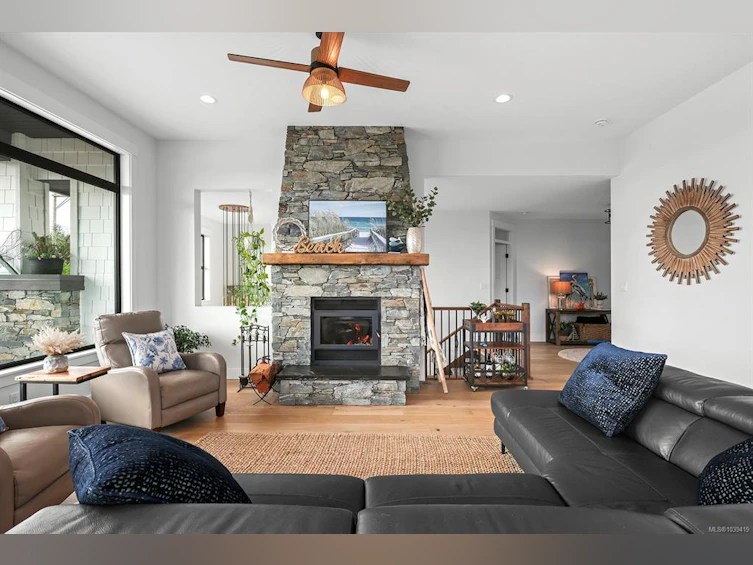 650 Lazo Road, Comox, BC, V9M 3V4 - 14