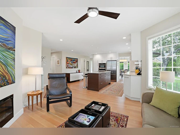 2112 Granite Street, Oak Bay, BC, V8S 3G6 - 19