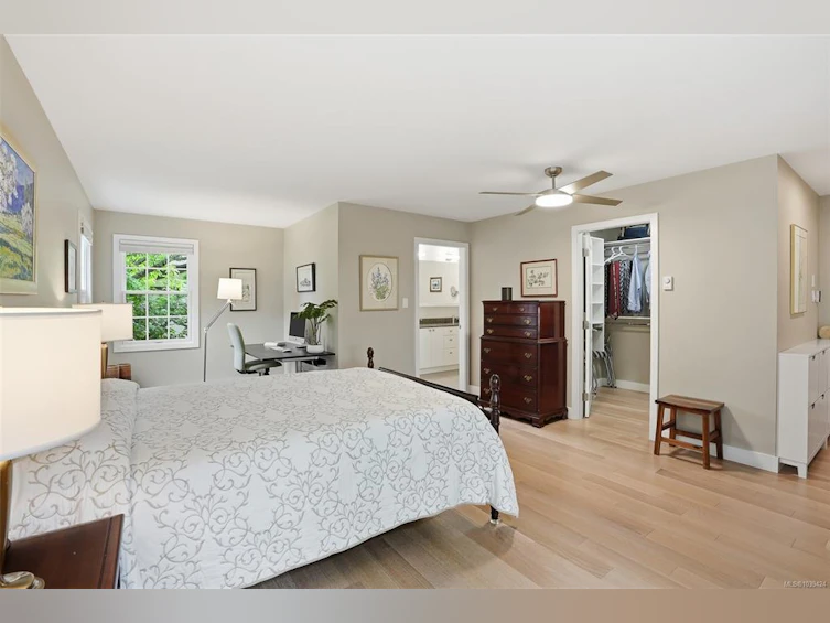 2112 Granite Street, Oak Bay, BC, V8S 3G6 - 21