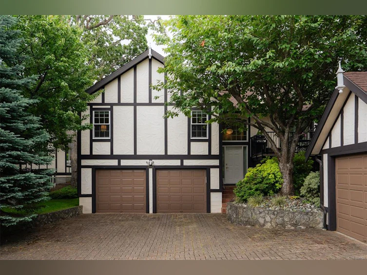 2112 Granite Street, Oak Bay, BC, V8S 3G6 - 36