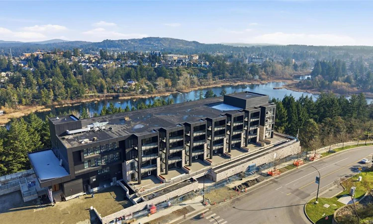 413-2341 Bear Mountain Pkwy
