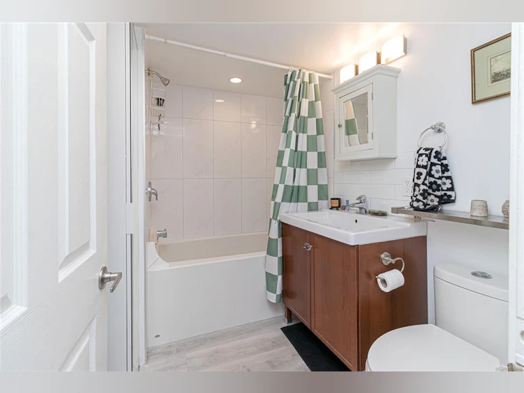 1228 Pembroke Street, Victoria, BC, V8T 1J8 - 23