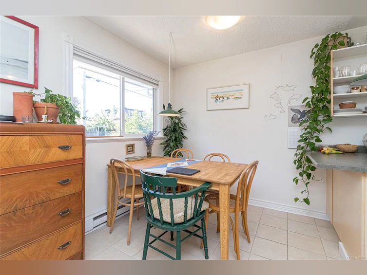 1228 Pembroke Street, Victoria, BC, V8T 1J8 - 6