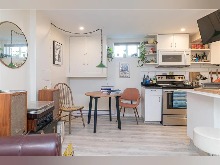 1228 Pembroke Street, Victoria, BC, V8T 1J8 - 20