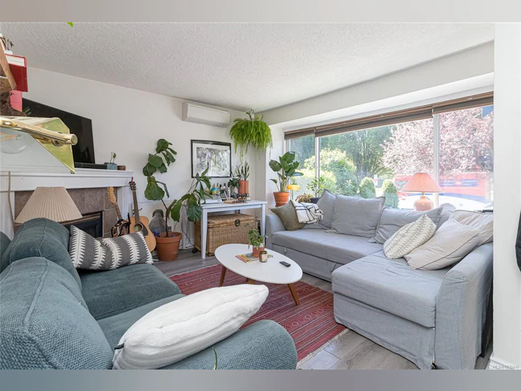 1228 Pembroke Street, Victoria, BC, V8T 1J8 - 4