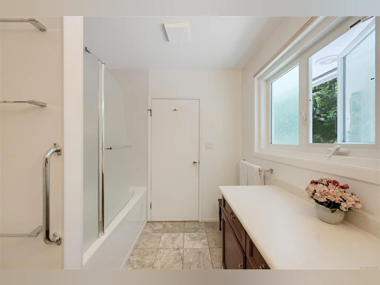 1495 Lands End Road, North Saanich, BC, V8L 5L5 - 42
