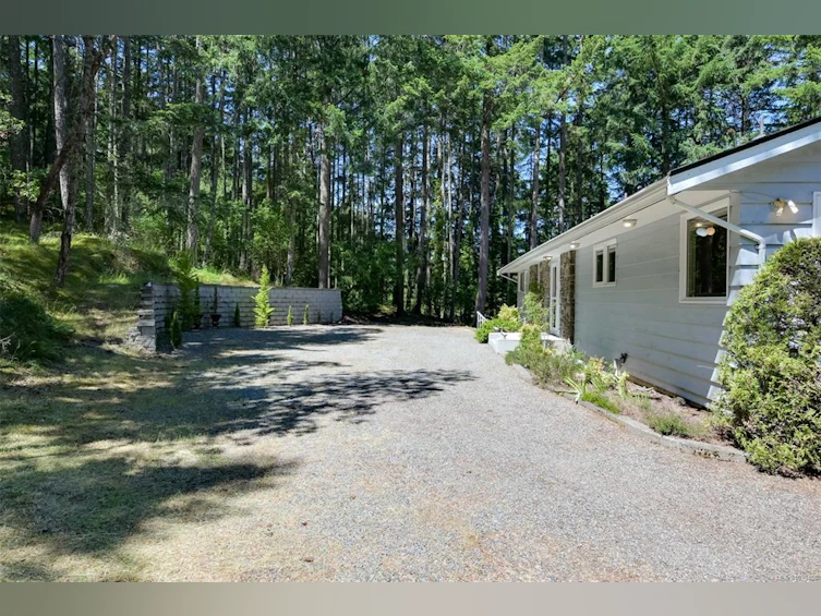 1495 Lands End Road, North Saanich, BC, V8L 5L5 - 67