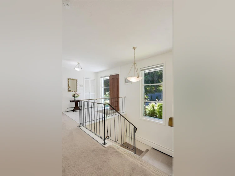 1495 Lands End Road, North Saanich, BC, V8L 5L5 - 43